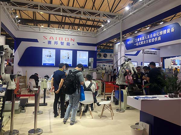 機器人焊接變位機生產(chǎn)廠家提供免費的技術(shù)培訓 機器人焊接變位機生產(chǎn)廠家提供免費的技術(shù)培訓